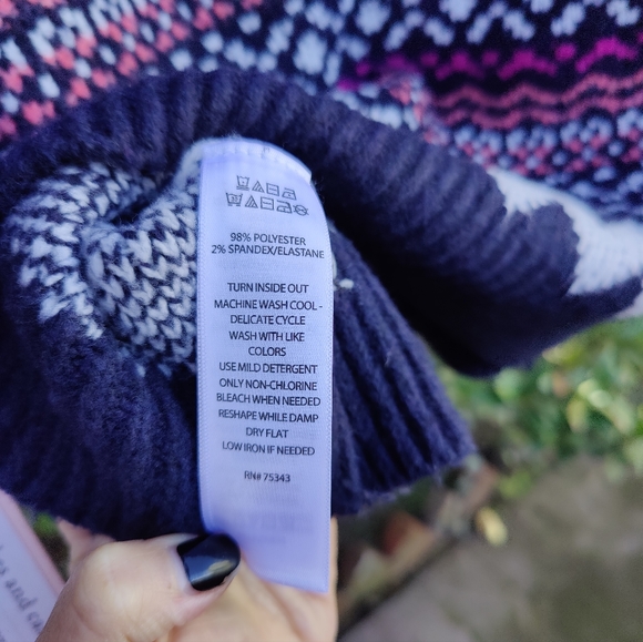 💗 cupcakes and cashmere ❄️ sweater and beanie set | S 💗 - Picture 8 of 8